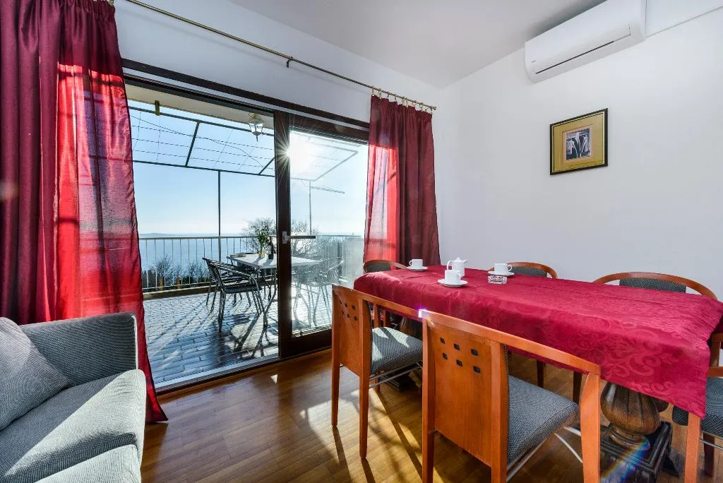 APARTMENT SEA VIEW WITH TERRACE Room, Apartments Matusko, Dubrovnik