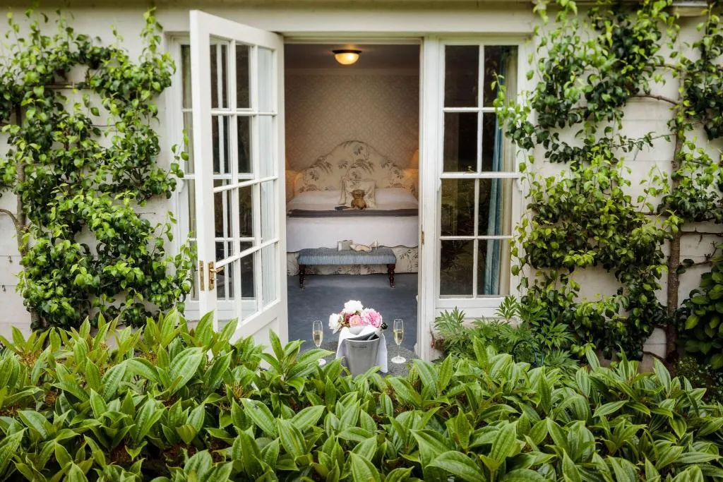 Room, Ballymaloe House, Cork