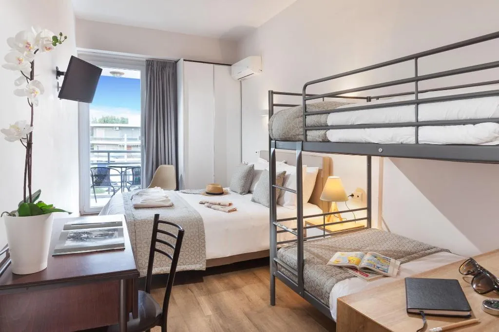 Room, Minavra Hotel, Athens