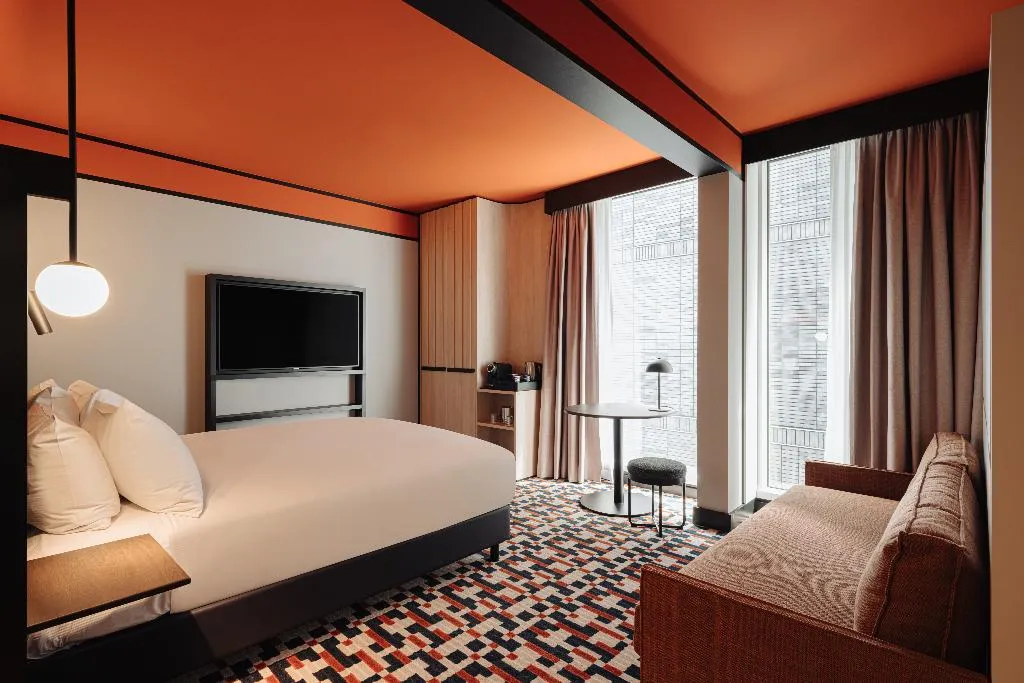 FAMILY ROOM STANDARD Room, DoubleTree by Hilton Amsterdam Centraal Station, Amsterdam