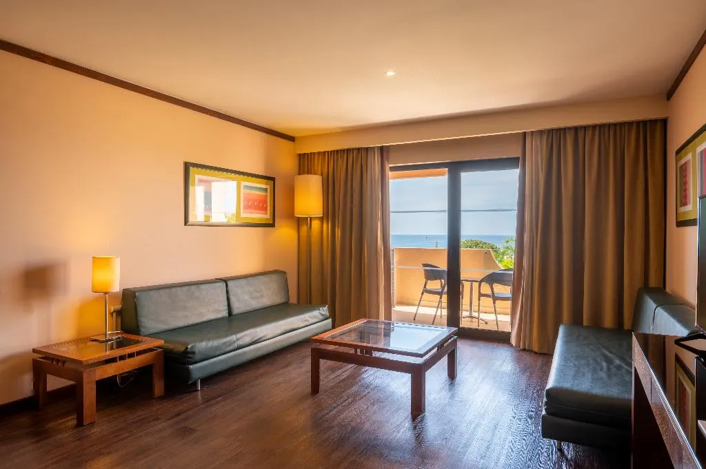 JUNIOR SUITE CAPACITY 3 Room, Vila Gale Atlantico, Algarve