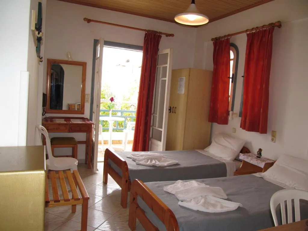 TRIPLE STANDARD Room, Villa Condessa by Checkin, Crete