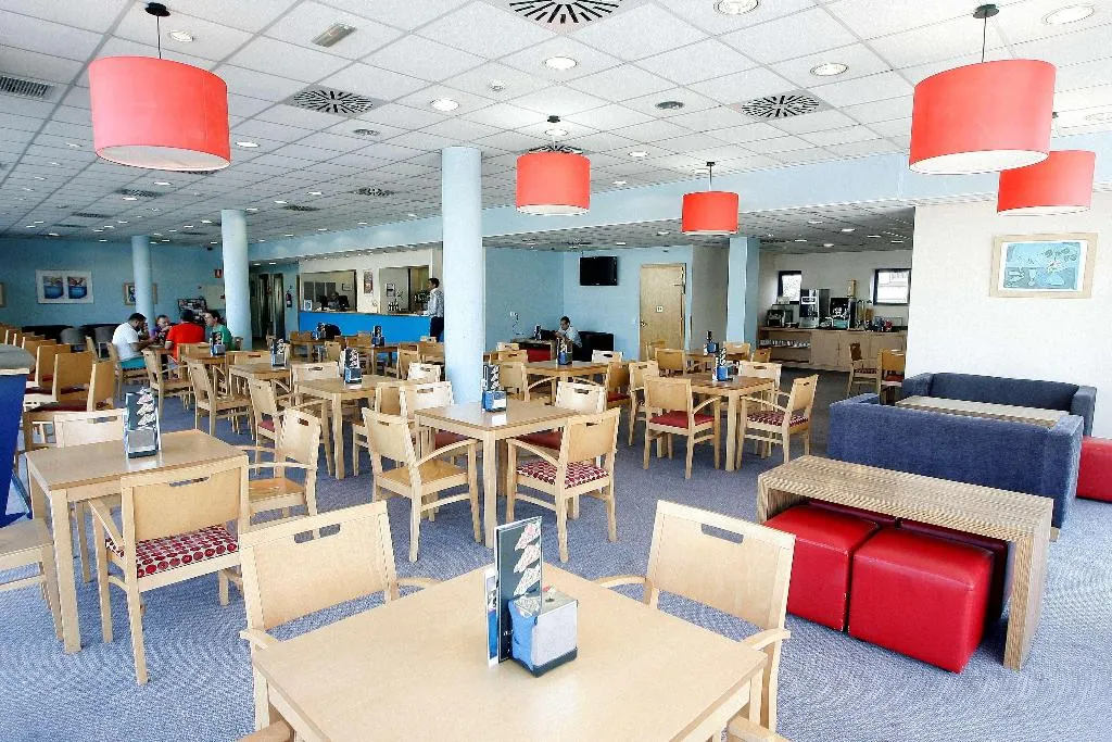Restaurant, Travelodge Barcelona Fira, Barcelona