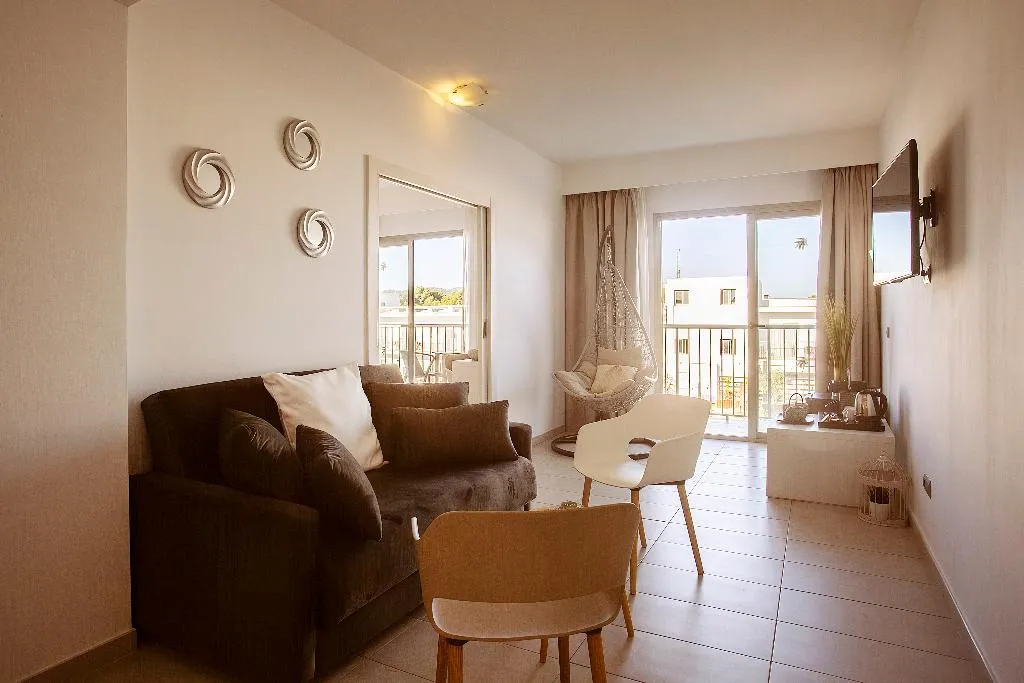 JUNIOR SUITE STANDARD Room, Hotel Puchet Ibiza, Ibiza