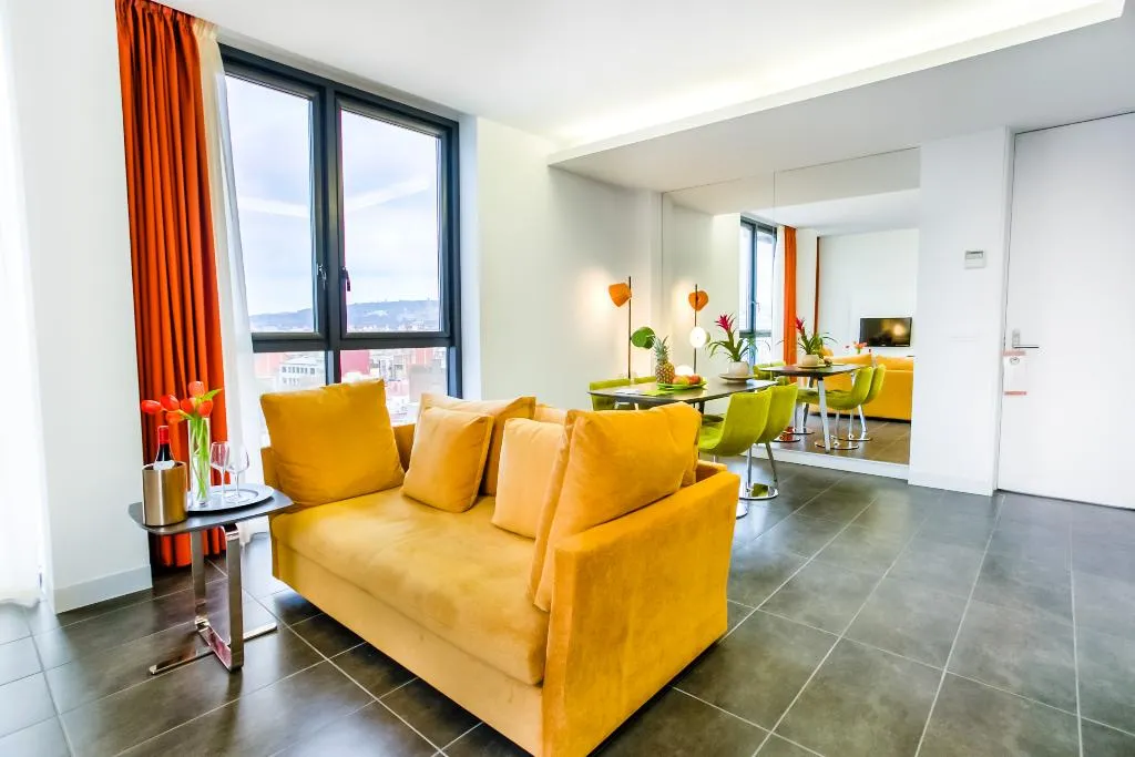 APARTMENT TWO BEDROOMS Room, Cosmo Apartments Sants, Barcelona