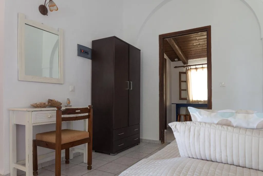 Room, Korfiatis Apartments, Zante