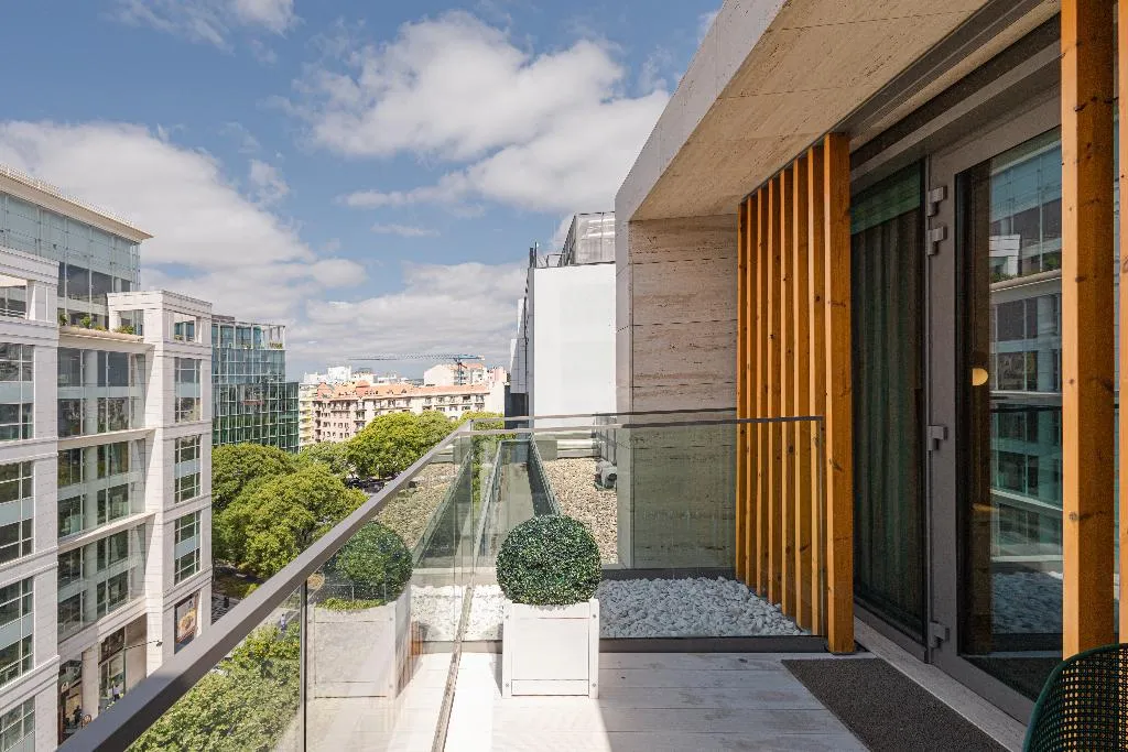 SUITE CITY VIEW Room, Luster Hotel, Lisbon