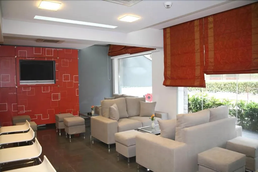 Lobby, Des Roses, Athens
