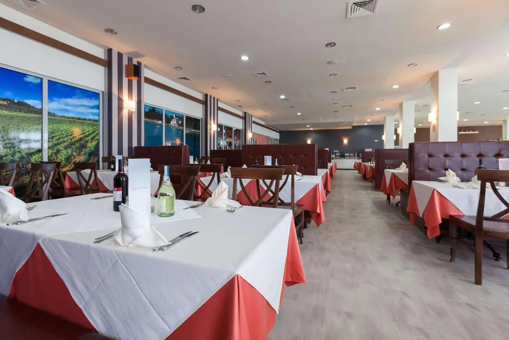 Restaurant, Sol Luna Bay Resort - All Inclusive, Bourgas
