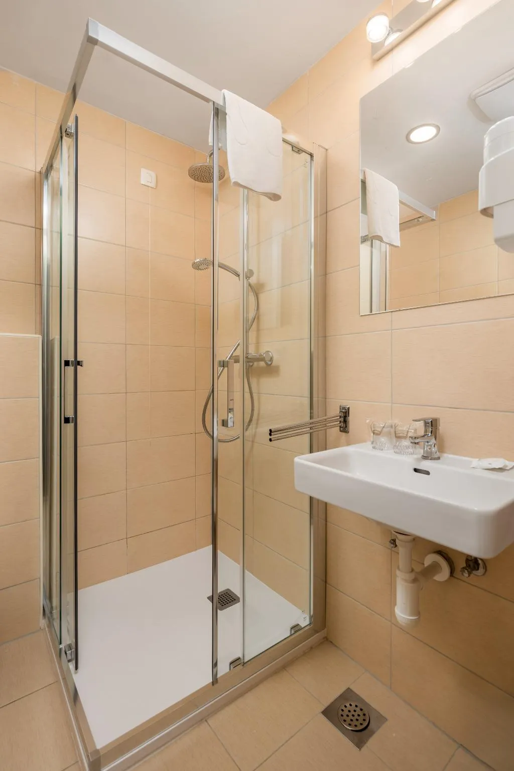 DOUBLE STANDARD Room, Imperial Hotel, Split