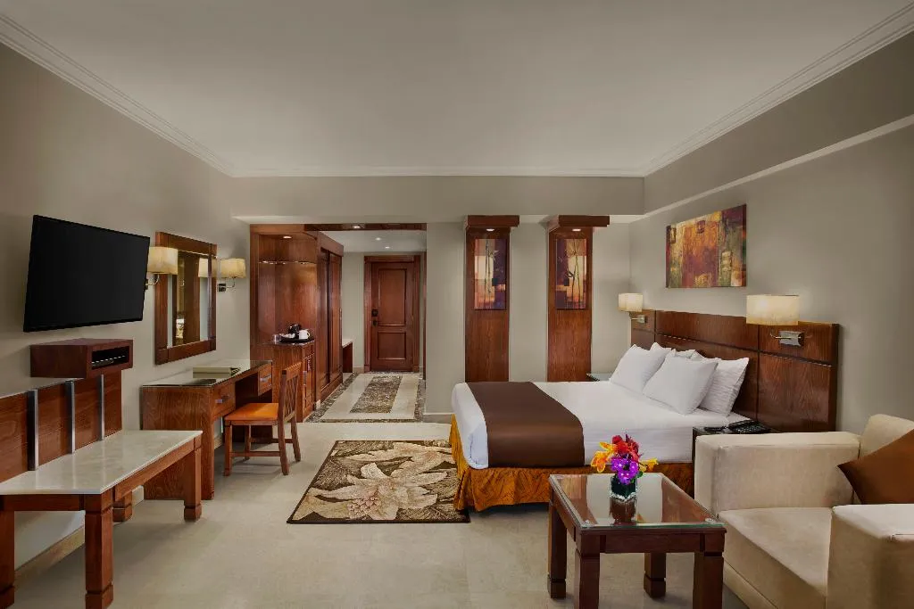 SINGLE PREMIUM Room, Sultan Gardens Resort, Red Sea Riviera