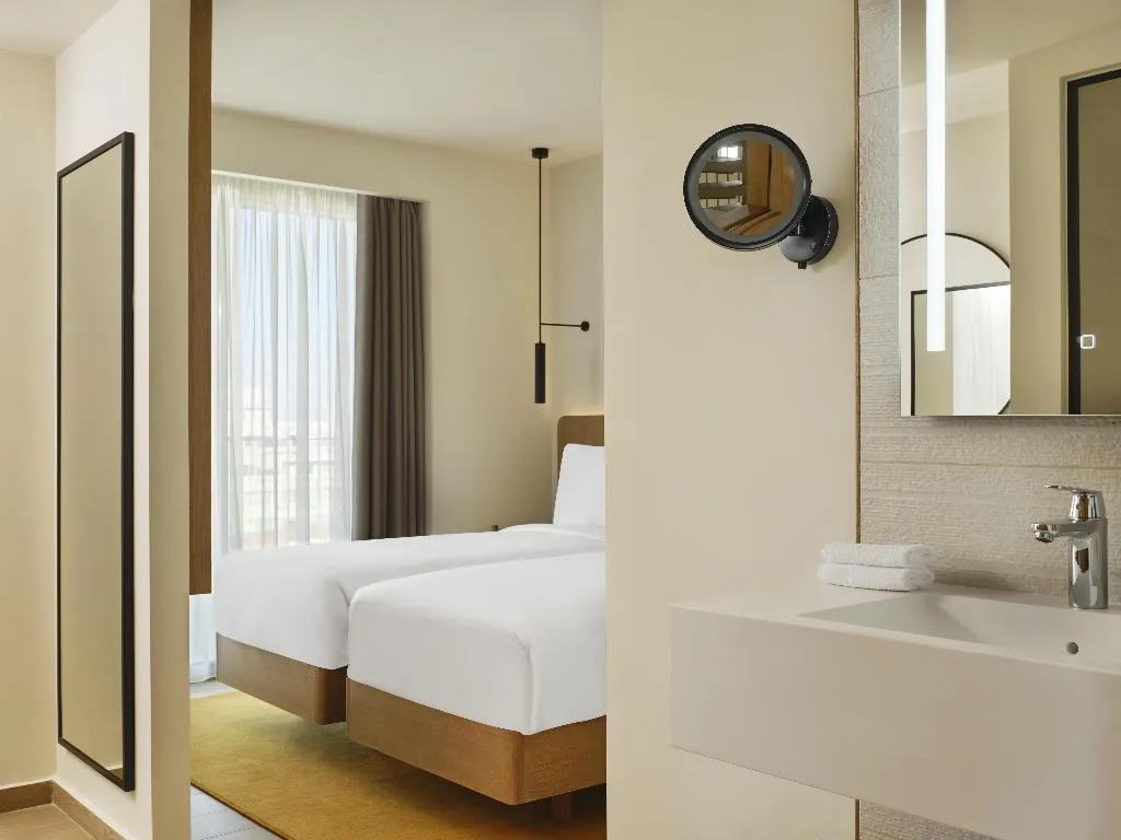 TWIN SEA VIEW Room, Hilton Garden Inn Chania City, Crete