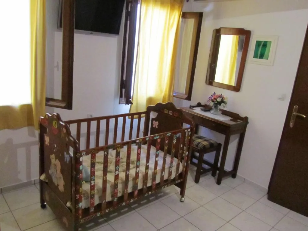 Room, Poco Loco Bed & Breakfast, Crete