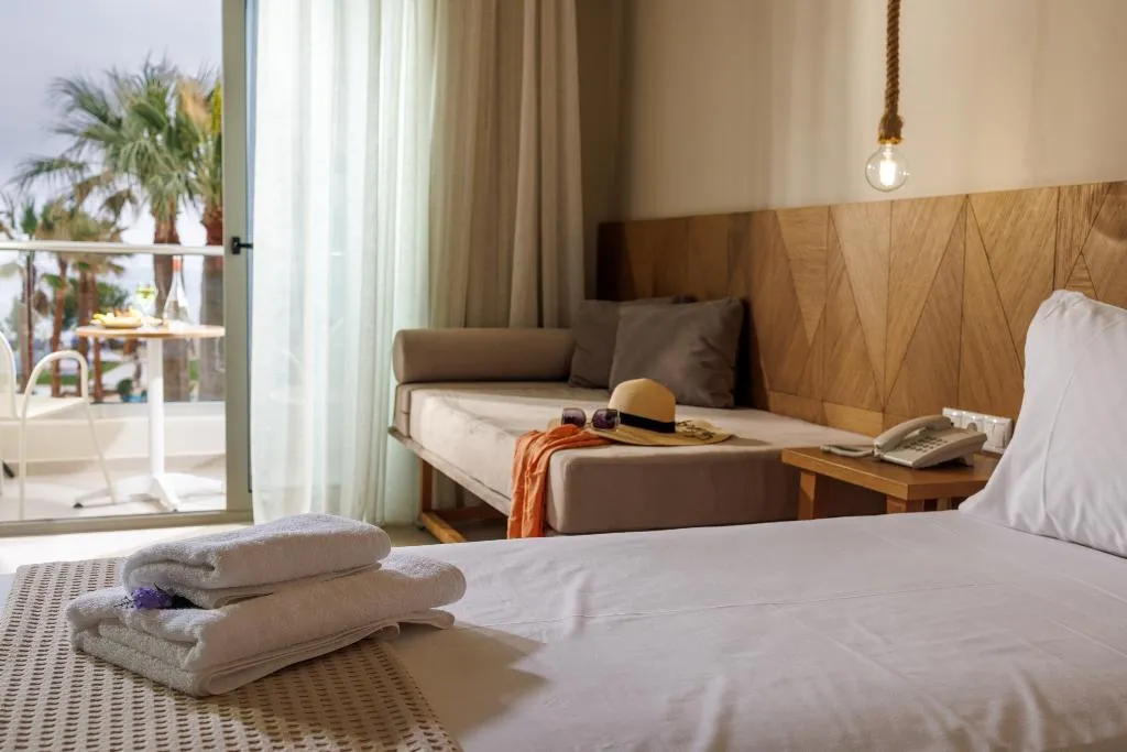 Double or Twin SUPERIOR GARDEN VIEW Room, Malia Bay Beach Hotel & Bungalows, Crete
