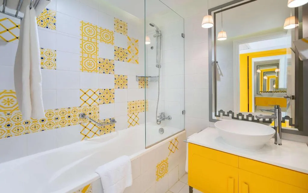 TWIN PREMIUM SEA VIEW Room, Radisson Blu Resort & Thalasso Hammamet, Tunisia