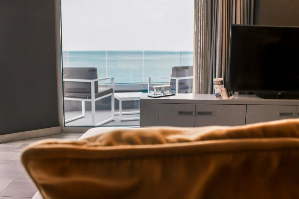 JUNIOR SUITE STANDARD Room, Resort Tre Fontane, Naples