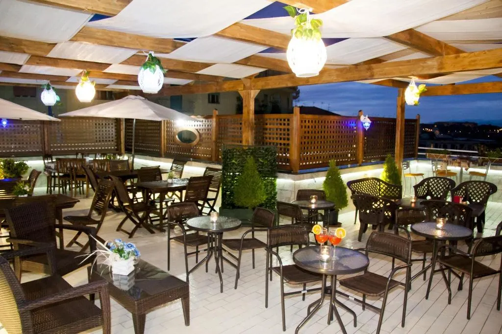 Restaurant, Residence Confalone, Naples