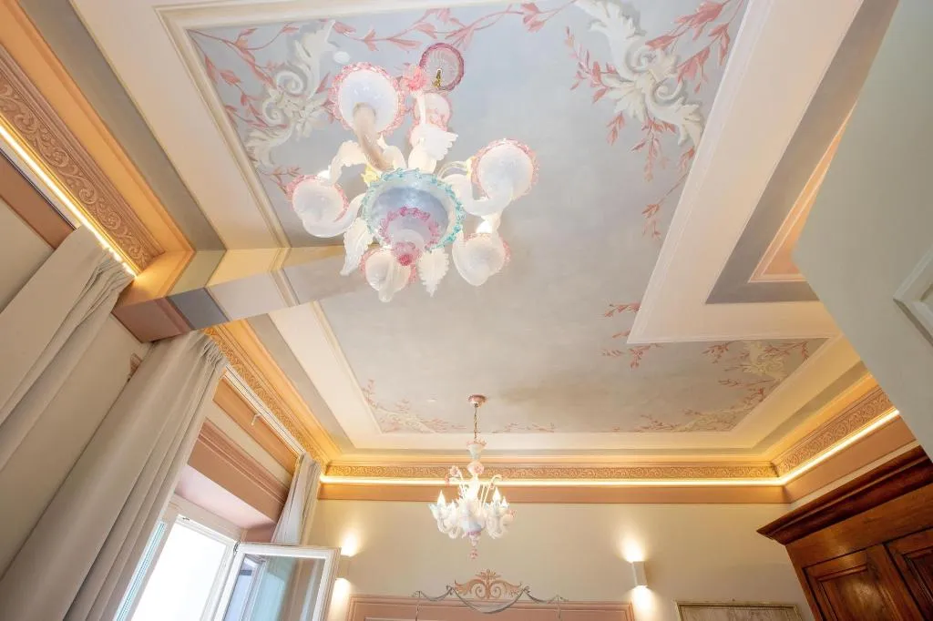 Room, Villa Tortorelli, Florence