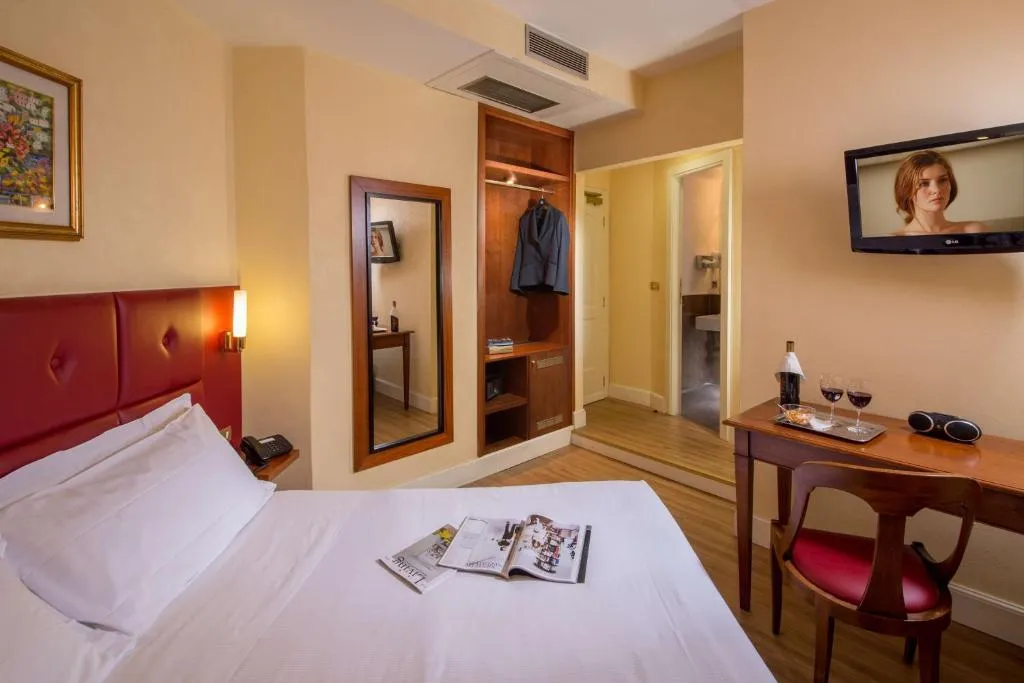 Double or Twin STANDARD Room, Best Western Hotel Astrid, Rome