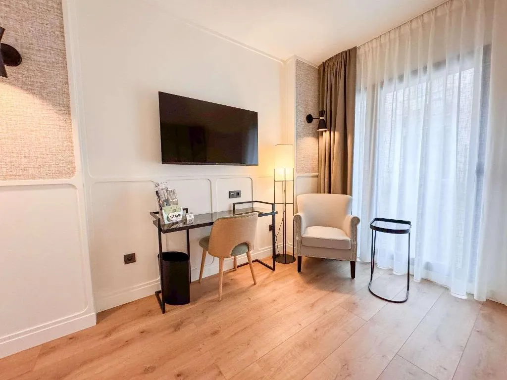 Room, Barcelona Catedral, Barcelona