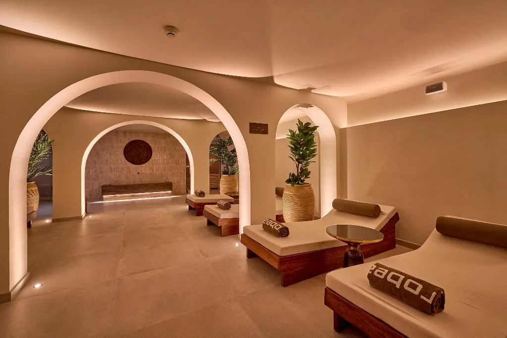 Sports and Entertainment, Purobeach Resort Santa Ponsa, Majorca