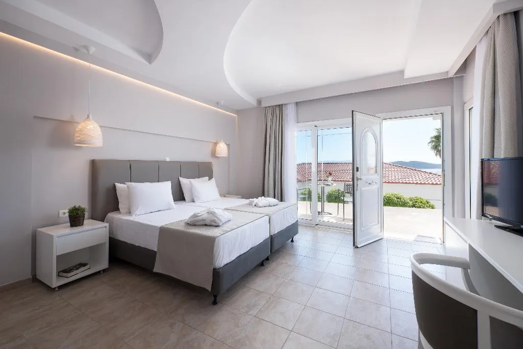 FAMILY ROOM SUPERIOR Room, Alexandros Palace Hotel & Suites, Halkidiki