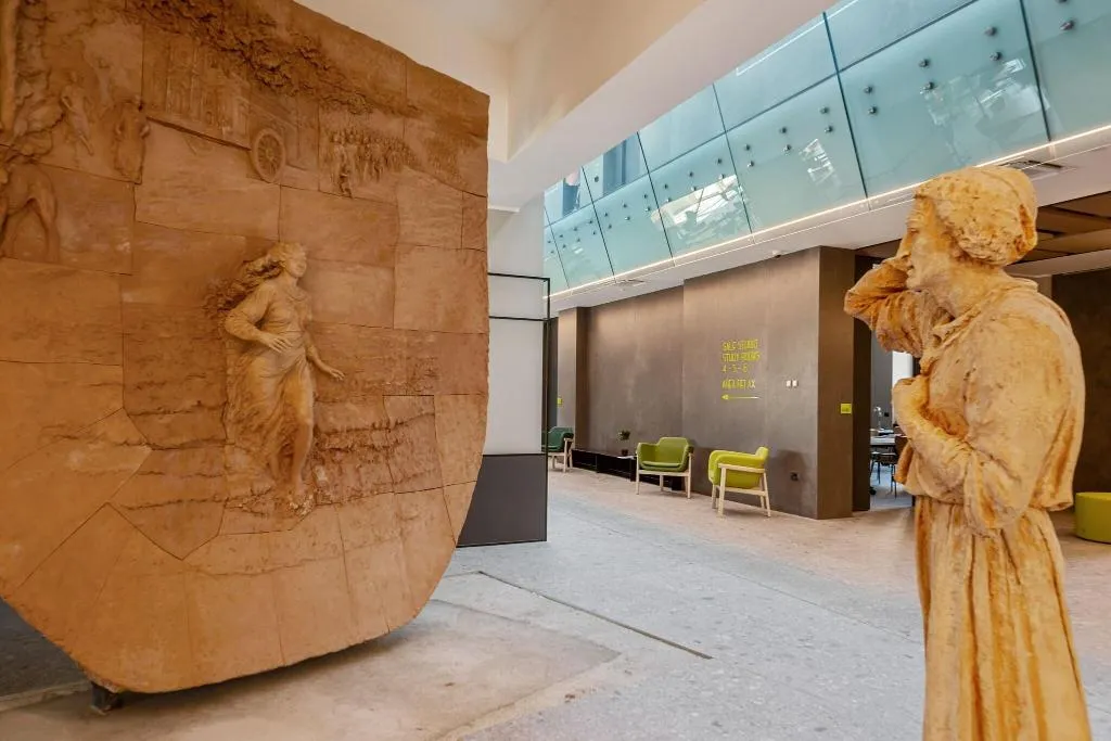 Lobby, Camplus Firenze, Florence