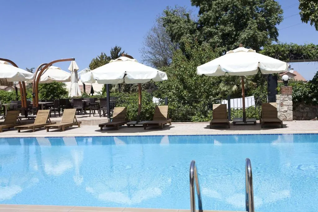 Pool, Green Peace, Dalaman