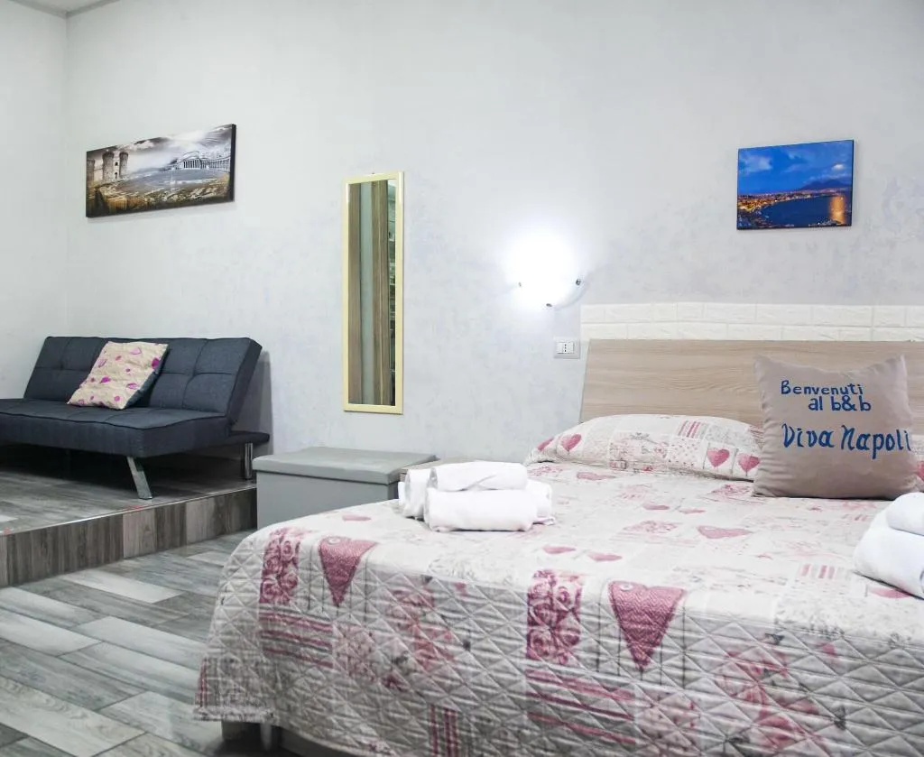 Room, B&B Viva Napoli, Naples