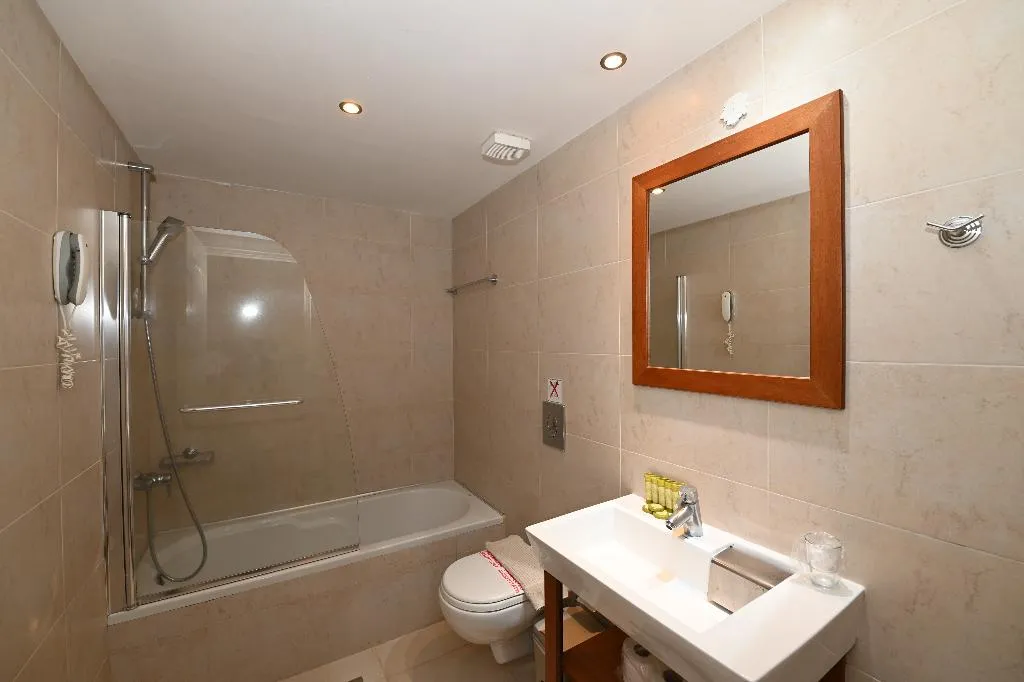 JUNIOR SUITE STANDARD Room, RG Village Crete, Crete