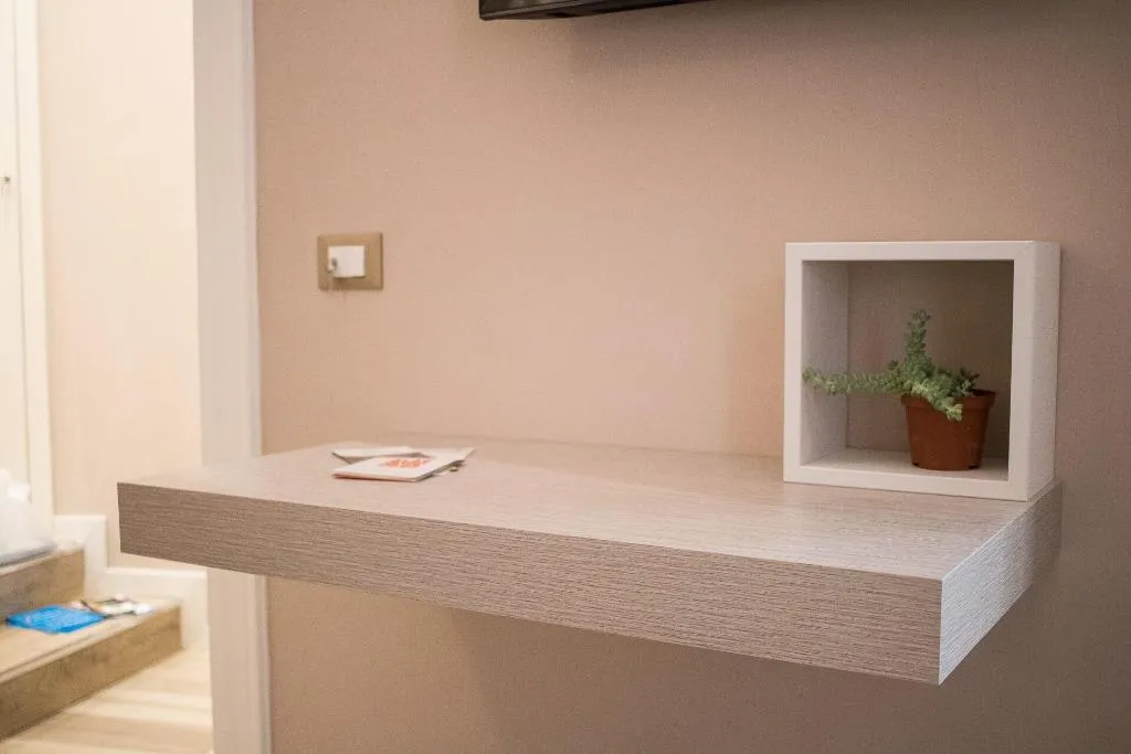 Room, Bagnasco 18, Palermo