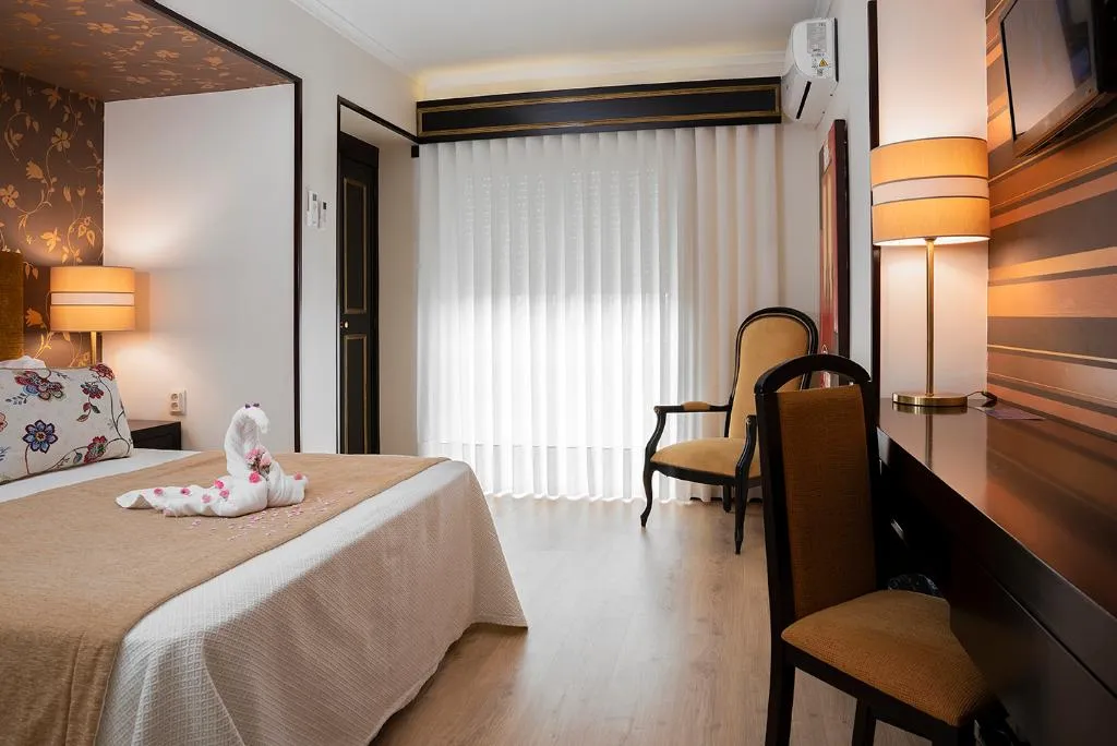DOUBLE SINGLE USE STANDARD Room, Jardim, Porto