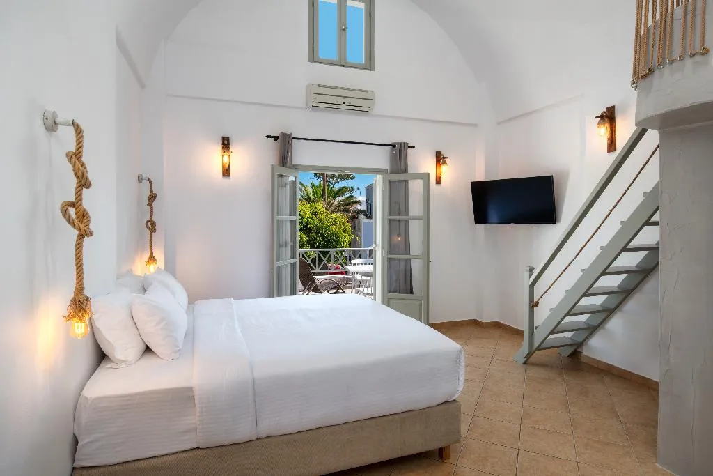 General view, Kalya Suites, Santorini