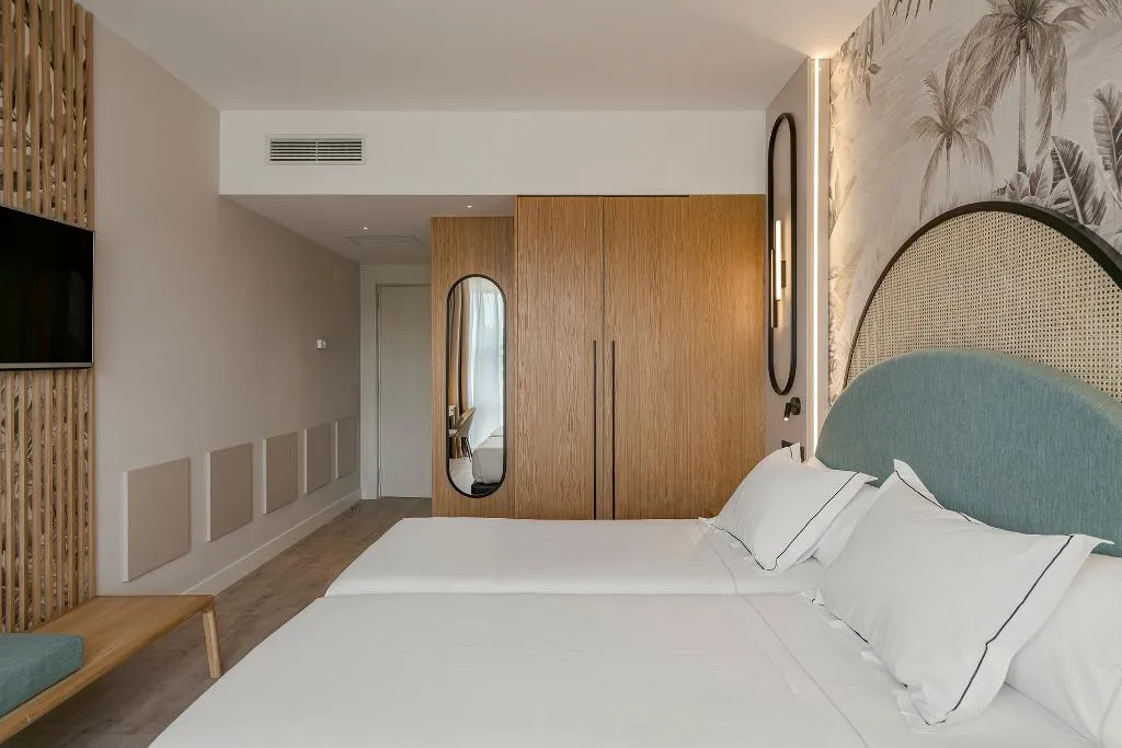 Double or Twin SUPERIOR Room, Vincci Maritimo, Barcelona
