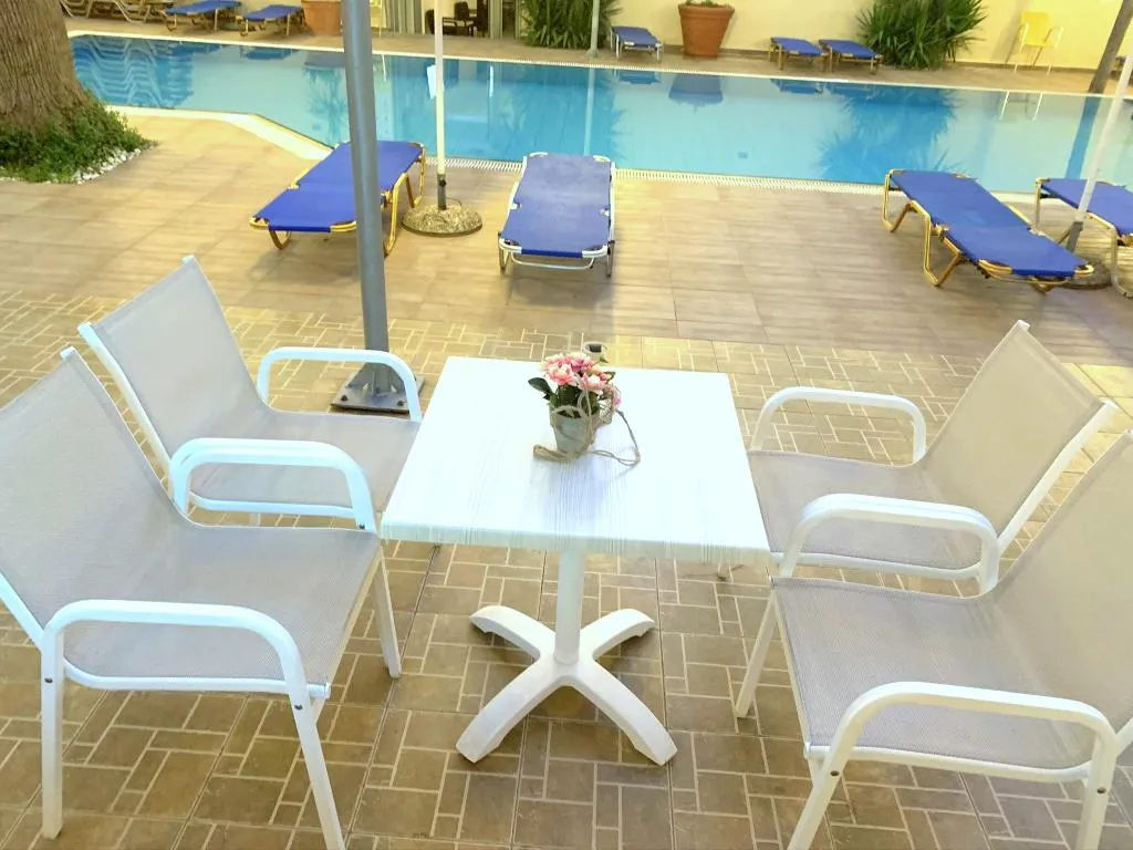 Pool, Kassavetis Center-Hotel Studios & Apartments, Crete