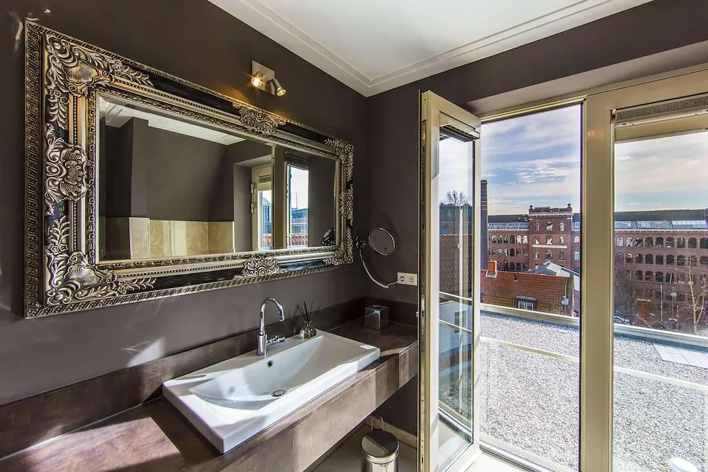 Room, Luxury Suites Amsterdam, Amsterdam