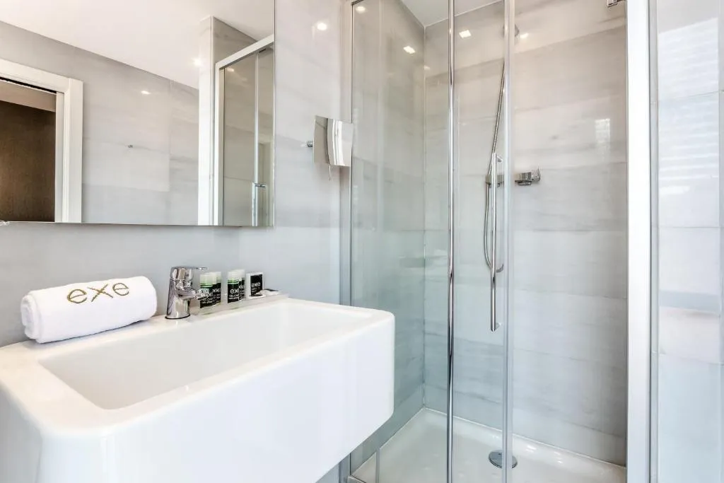 DOUBLE SINGLE USE WITH TERRACE Room, Dorma Ramblas Boquería, Barcelona