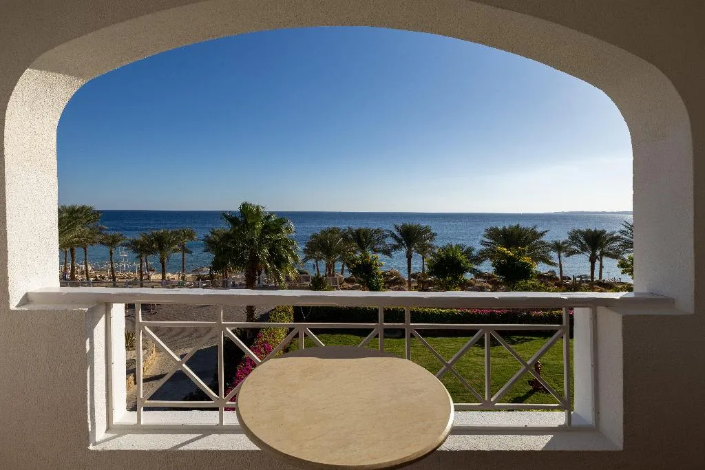 TWIN SEA VIEW WITH BALCONY Room, Continental Plaza Beach, Red Sea Riviera