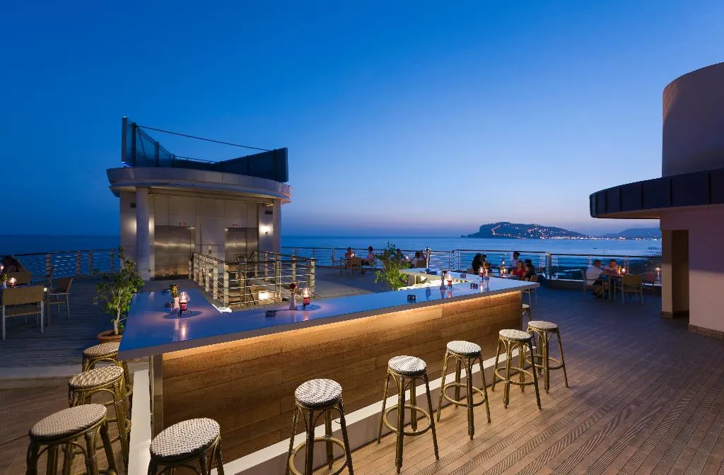 Bar, Grand Kaptan, Antalya