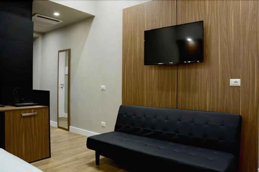 Room, Duomo Residence, Naples