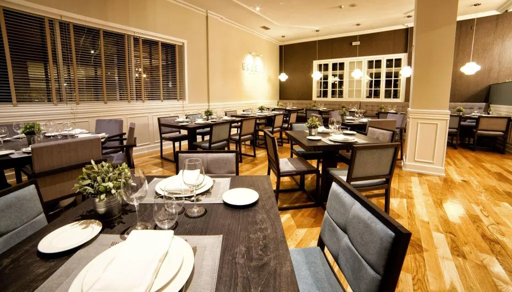 Restaurant, Parque Real, Madrid