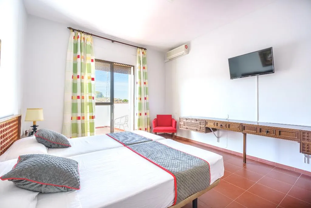 TWIN STANDARD Room, Hotel Las Cumbres, Andalucia