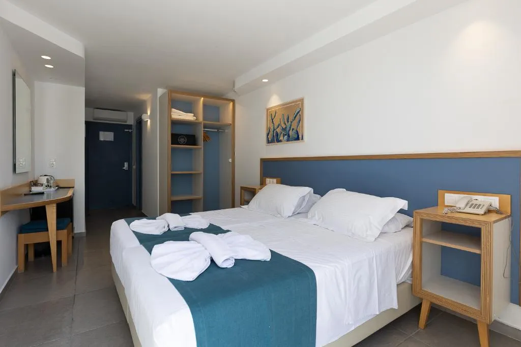 Double or Twin SIDE SEA VIEW Room, Alia Beach Hotel, Crete