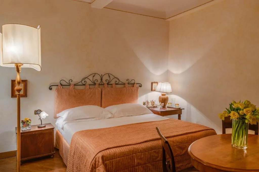 DOUBLE CLASSIC Room, In Piazza della Signoria - Residenza d'Epoca, Florence