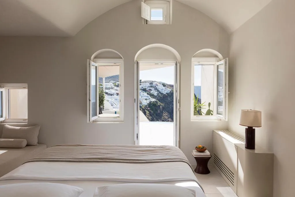 VILLA STANDARD Room, Canaves Oia Suites, Santorini