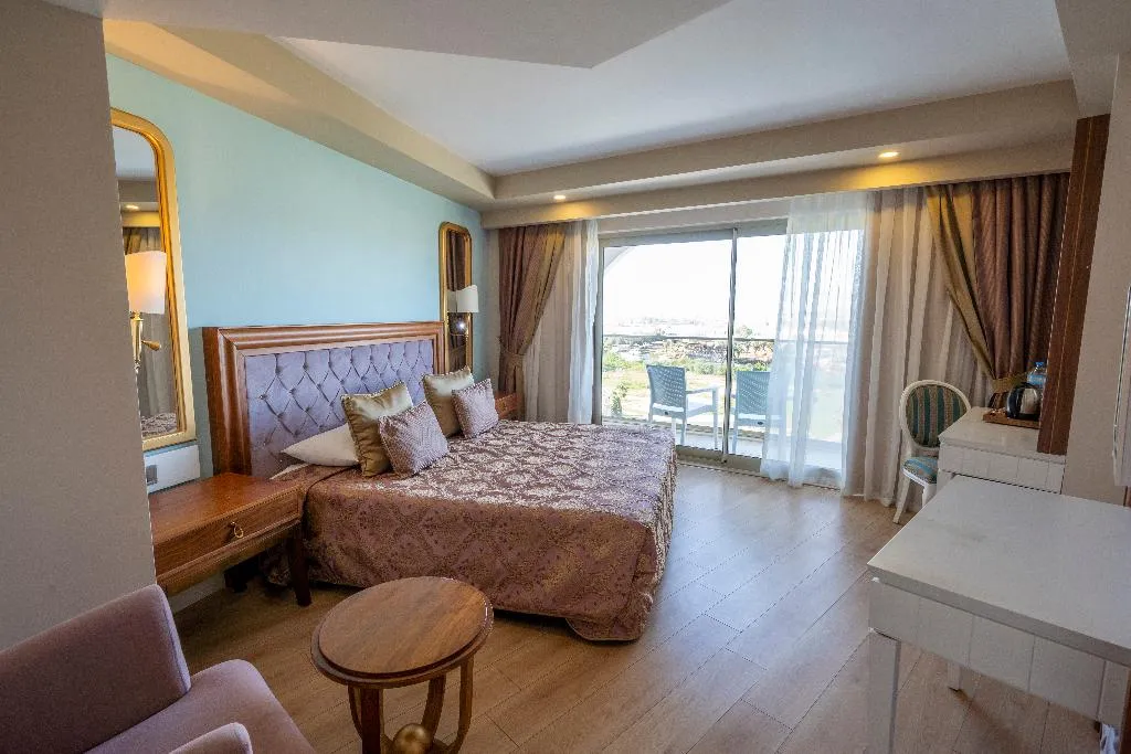JUNIOR SUITE POOL VIEW Room, Jadore Deluxe Hotel & Spa, Antalya