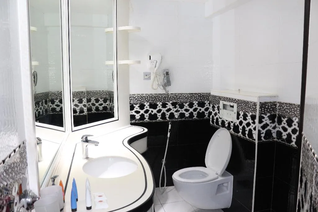 Double or Twin STANDARD Room, White Fort Hotel, Dubai