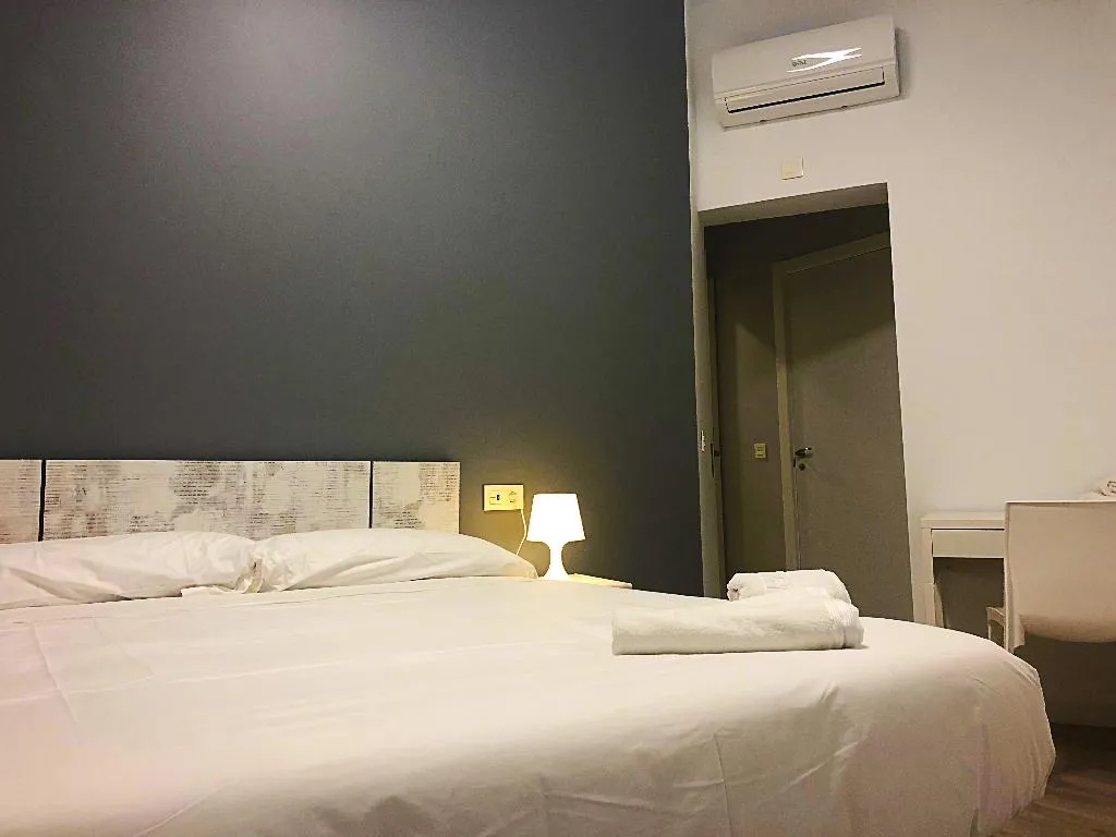 DOUBLE DELUXE Room, Butik Almeria Centro, Costa Almeria