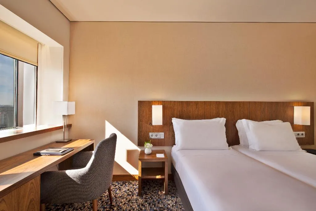 Double or Twin SUPERIOR Room, Ramada by Wyndham Lisbon, Lisbon
