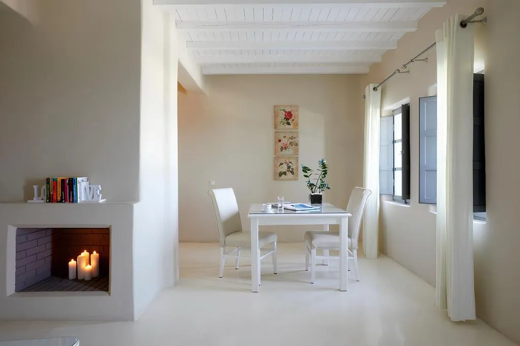SUITE WITH VIEWS Room, Carpe Diem Exclusive Boutique Resort, Santorini